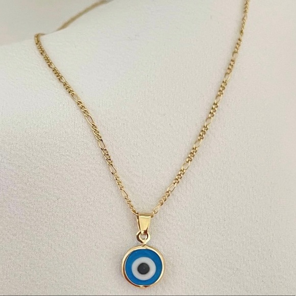 18k Gold Filled Evil Eye 🧿 Necklace Available in 18” or 20” Long ✨ - Picture 7 of 9